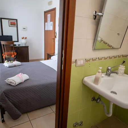 Regina Carolina Guest house 3*