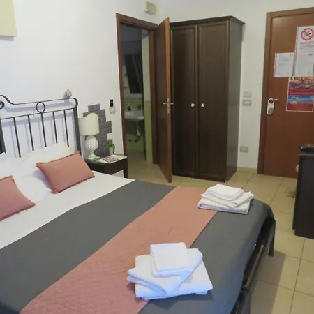 Regina Carolina 3* Caltagirone